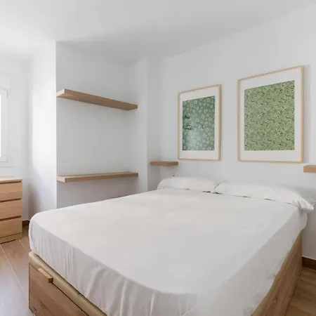 Holi-rent Pureza Apartment Sevilla